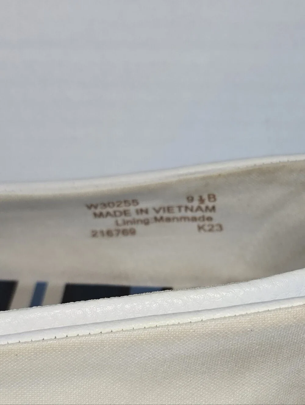 Cole Haan Nantucket White Pebbled Leather Penny Loafers Shoes Womens Size 9.5 B - Picture 6 of 9